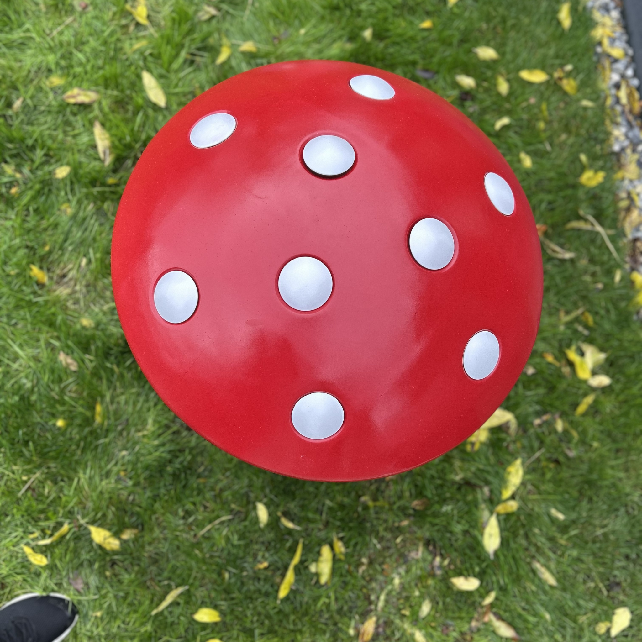 Der Toadstool, eine musikalische Skulptur im Freien